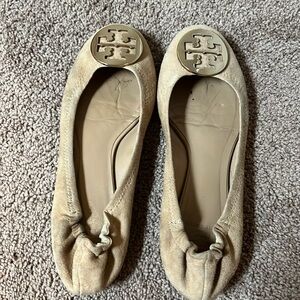 Tory Burch Suede Tan Flats Size 10